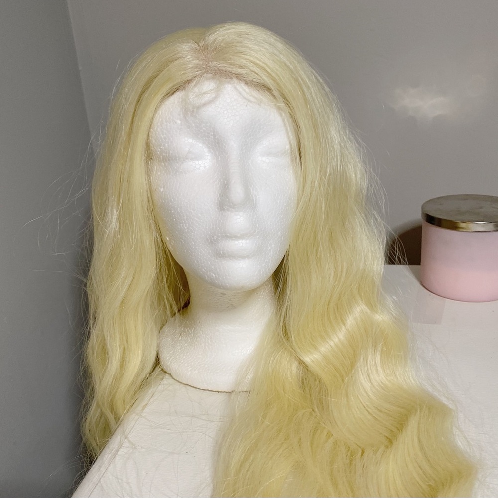 36 Inch Lace Front Wig - Picture 2 of 3